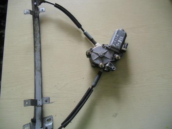 Elevador Vidro Frente Direito Ford Fiesta 1990 ev157